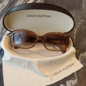 Authentic Louis Vuitton Soupcon sunglasses